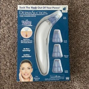 COPY - Pore cleaner - DermaSuction